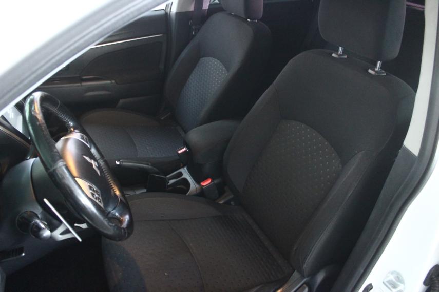 MITSUBISHI ASX - Foto