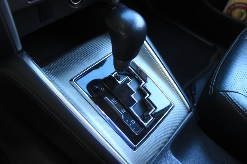 MITSUBISHI L 200 Triton - Foto