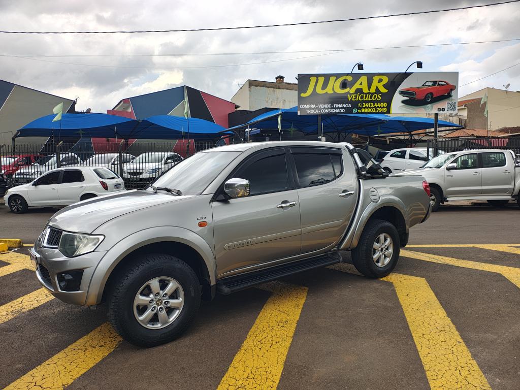 MITSUBISHI L 200 Triton - Foto