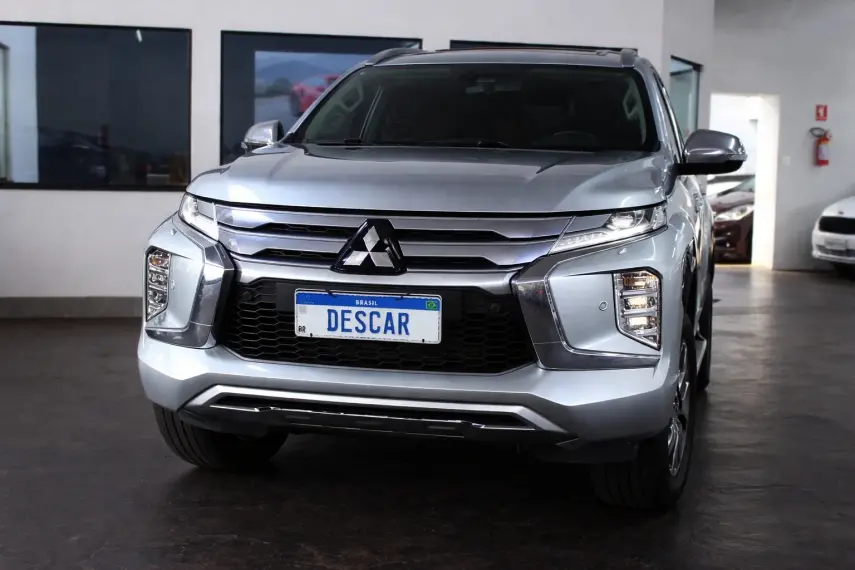 MITSUBISHI Pajero Sport - Foto