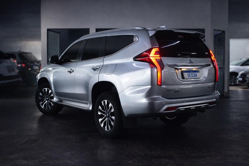 MITSUBISHI Pajero Sport - Foto