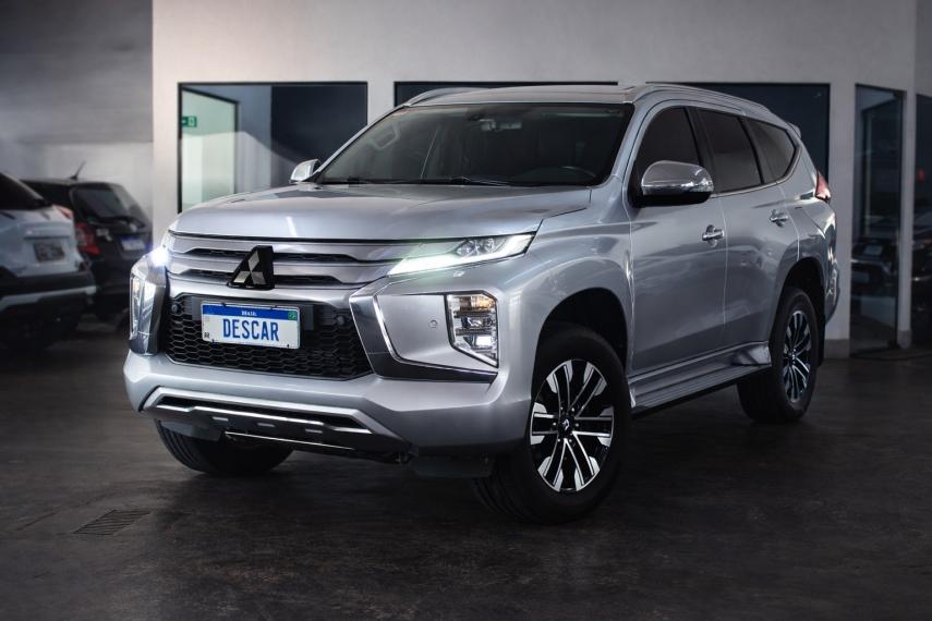 MITSUBISHI Pajero Sport - Foto