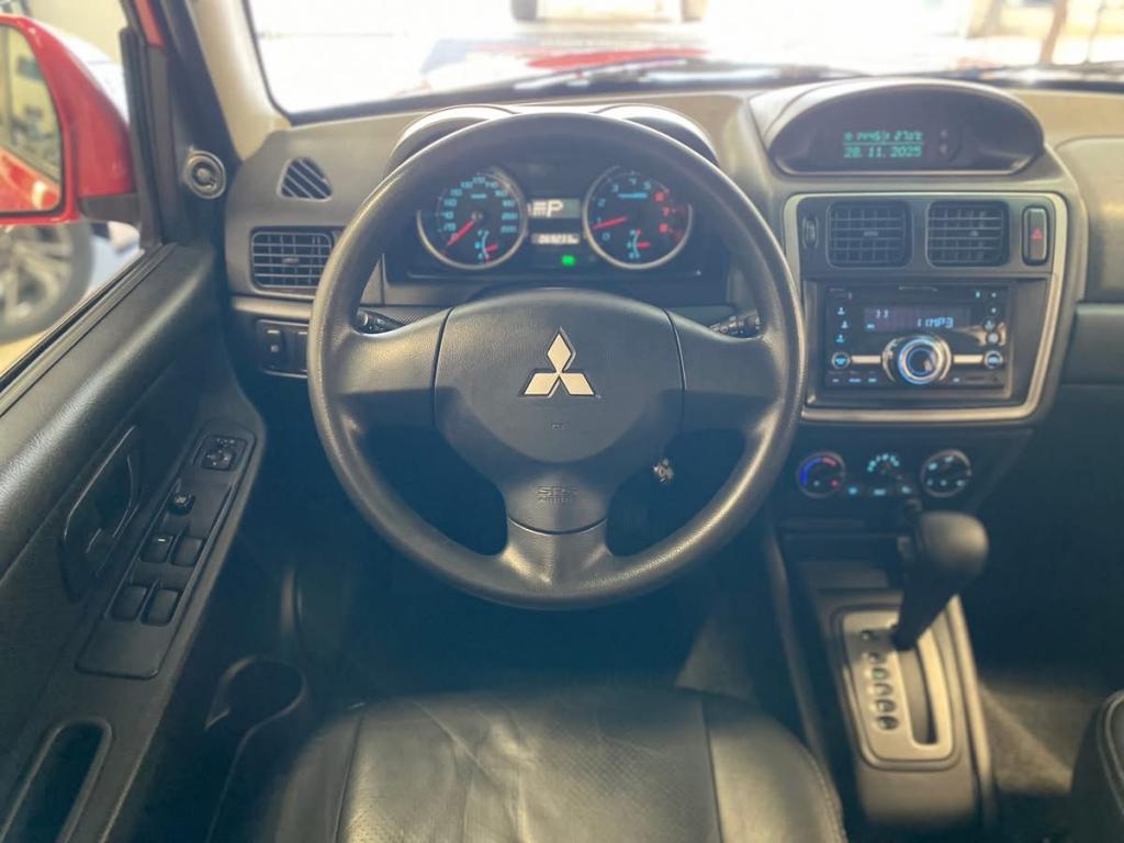 MITSUBISHI Pajero TR4 - Foto