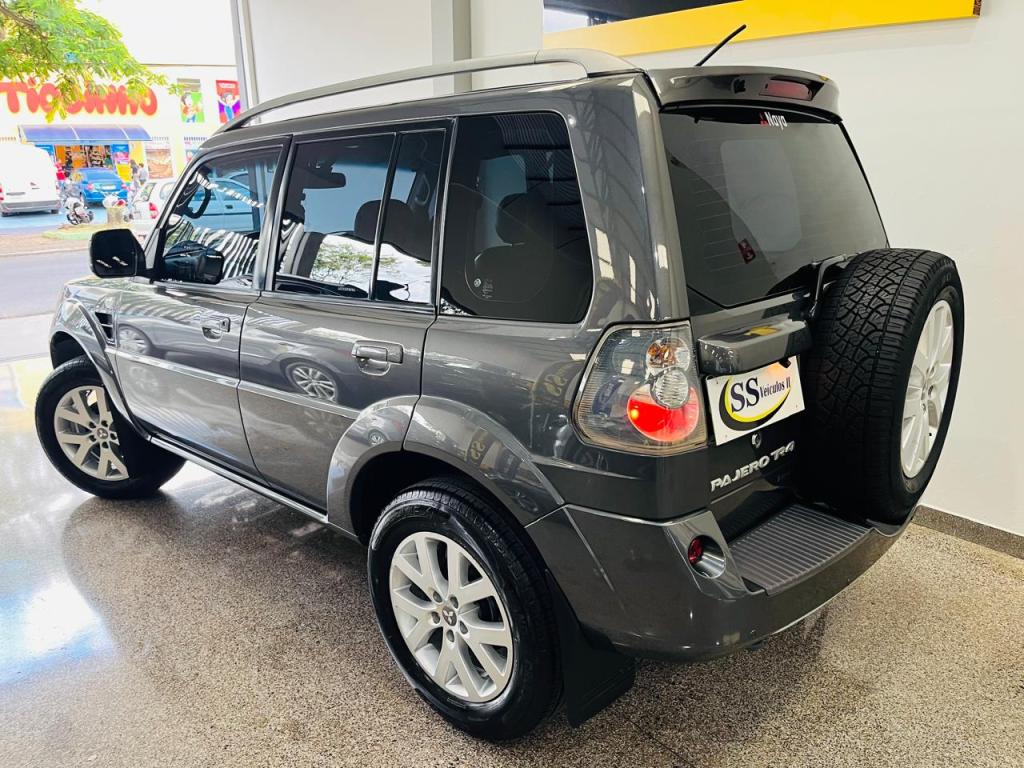 MITSUBISHI Pajero TR4 - Foto