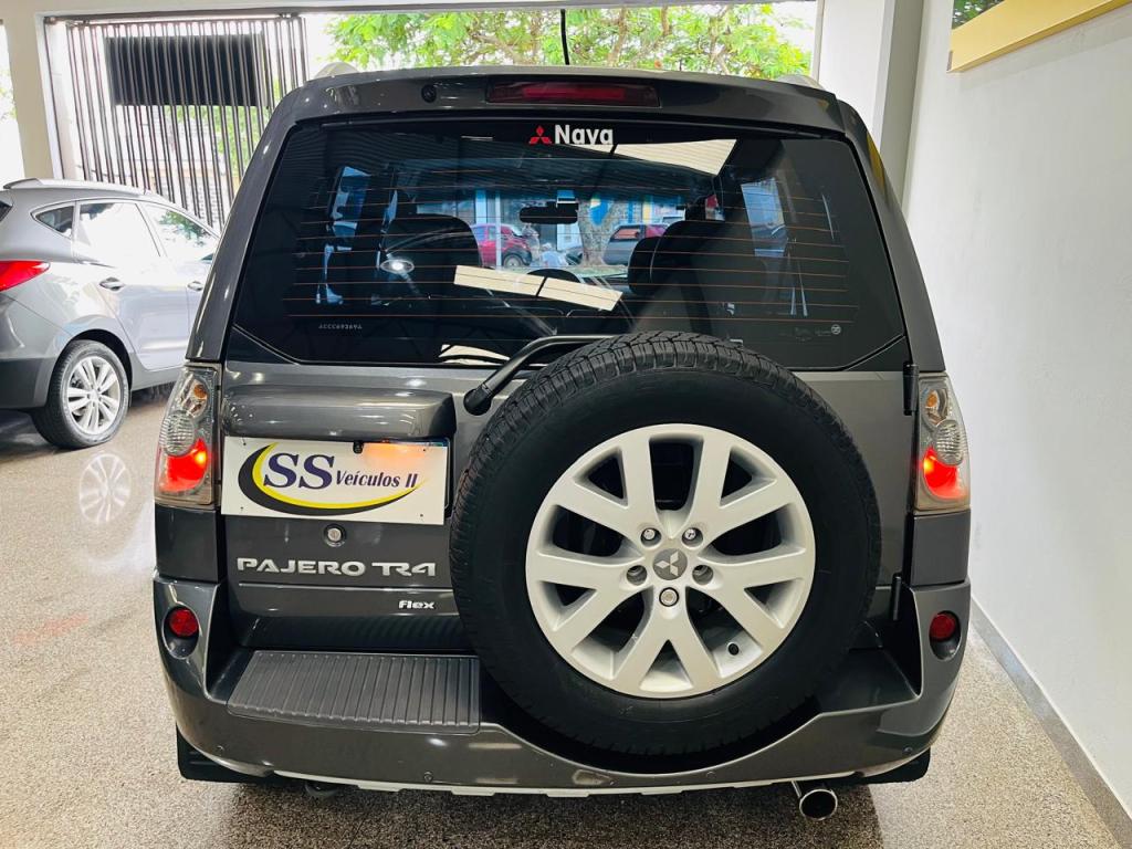 MITSUBISHI Pajero TR4 - Foto