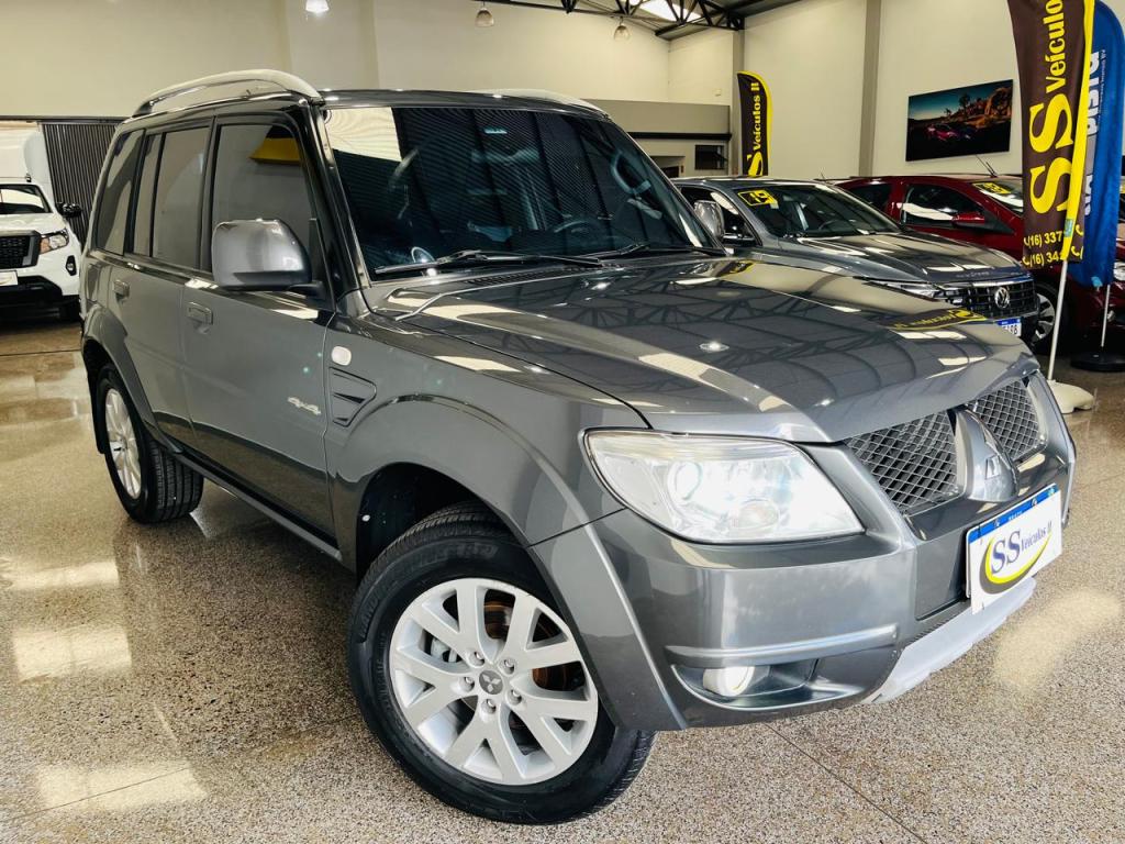 MITSUBISHI Pajero TR4 - Foto