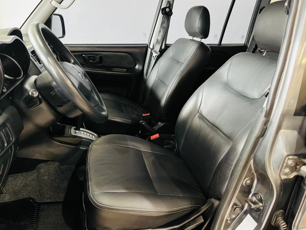 MITSUBISHI Pajero TR4 - Foto
