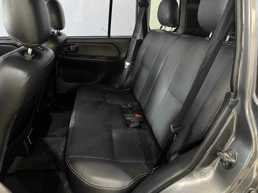 MITSUBISHI Pajero TR4 - Foto