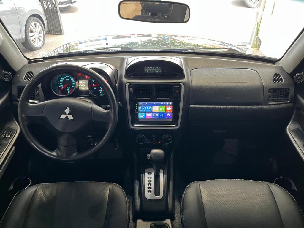 MITSUBISHI Pajero TR4 - Foto