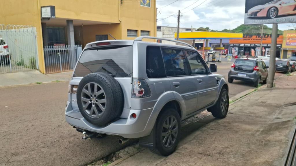 MITSUBISHI Pajero TR4 - Foto