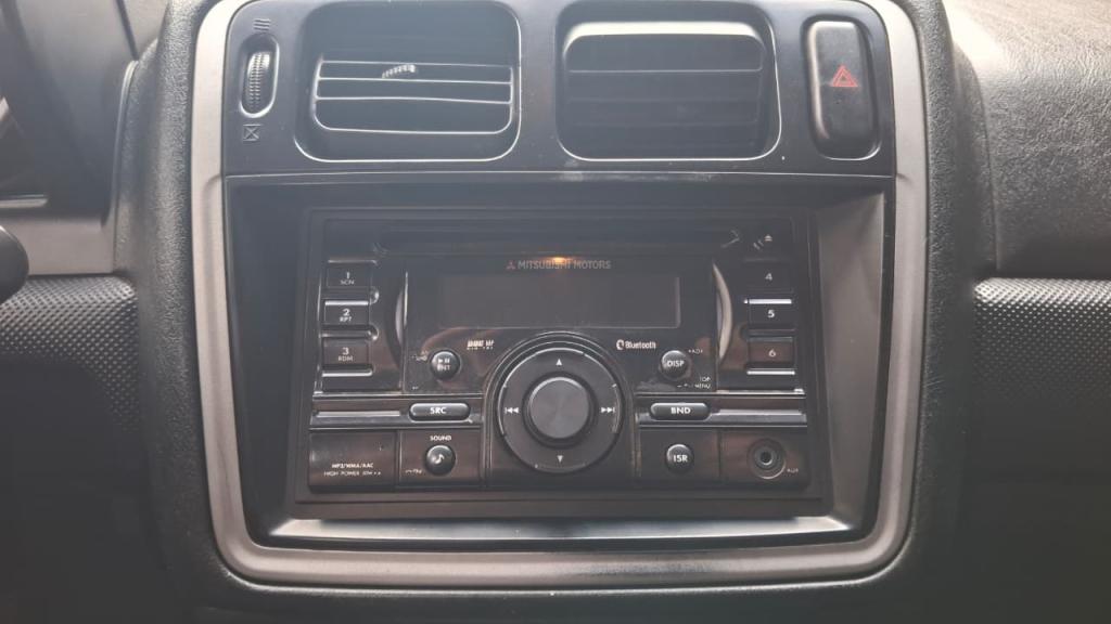 MITSUBISHI Pajero TR4 - Foto