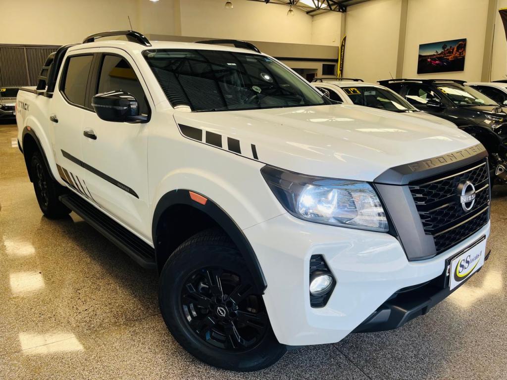 NISSAN Frontier - Foto