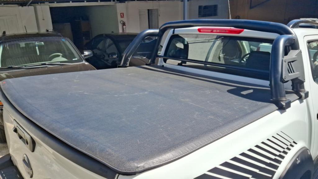 NISSAN Frontier - Foto