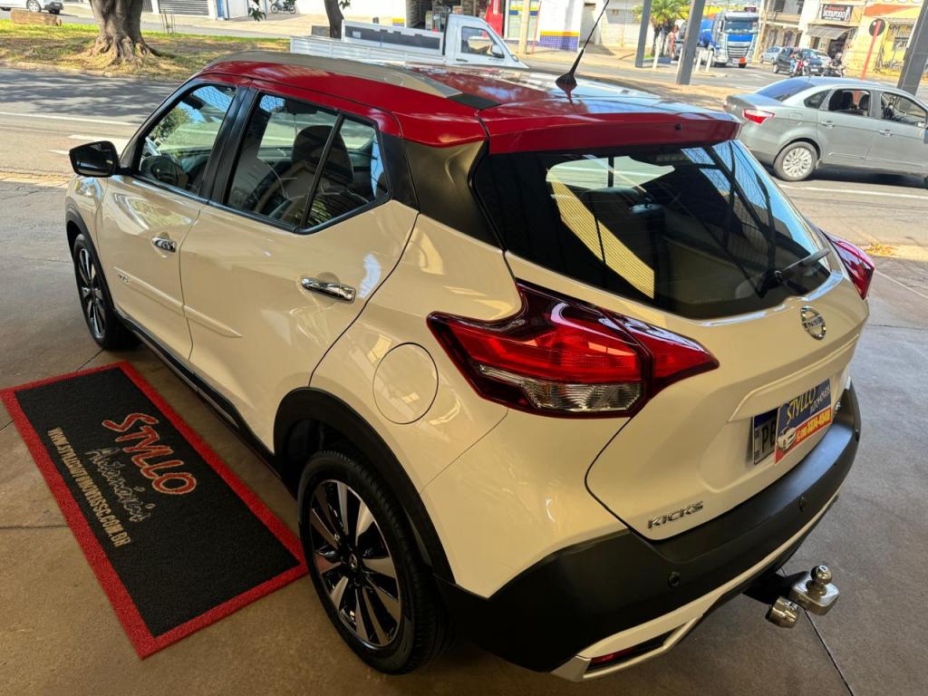 NISSAN Kicks - Foto