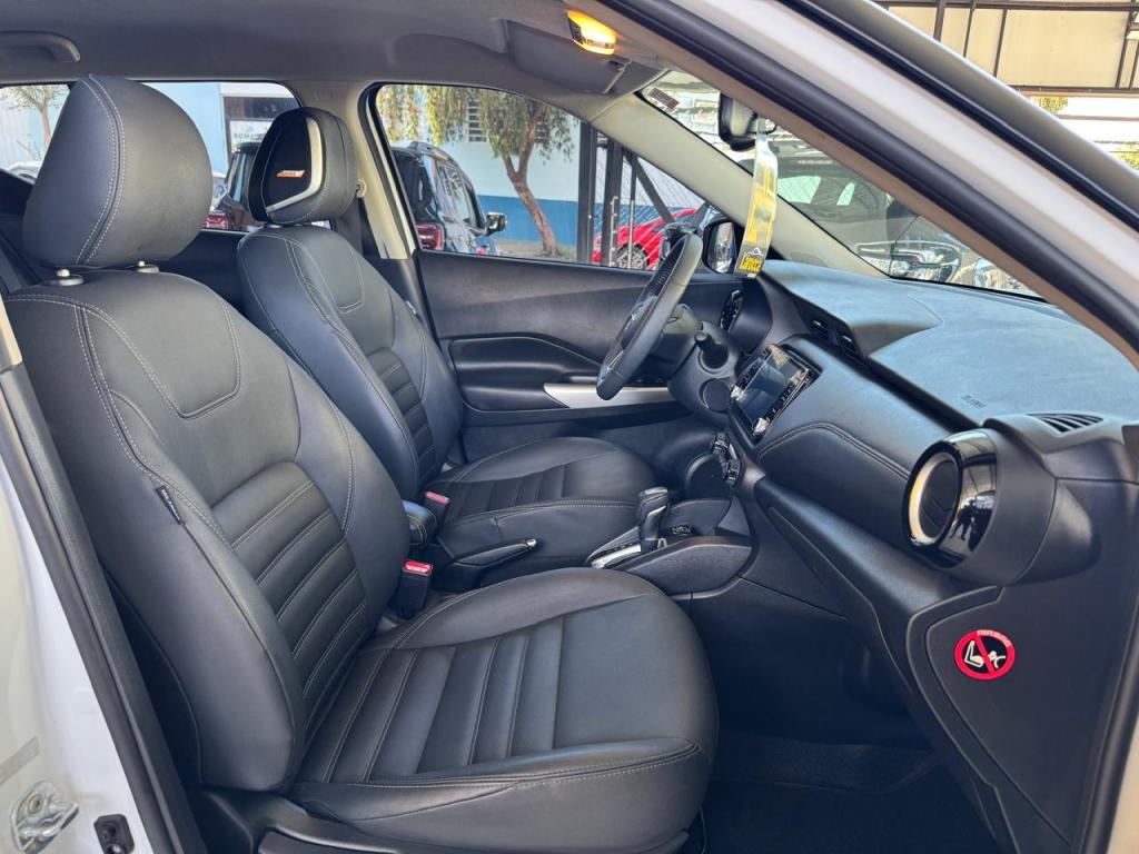 NISSAN Kicks - Foto