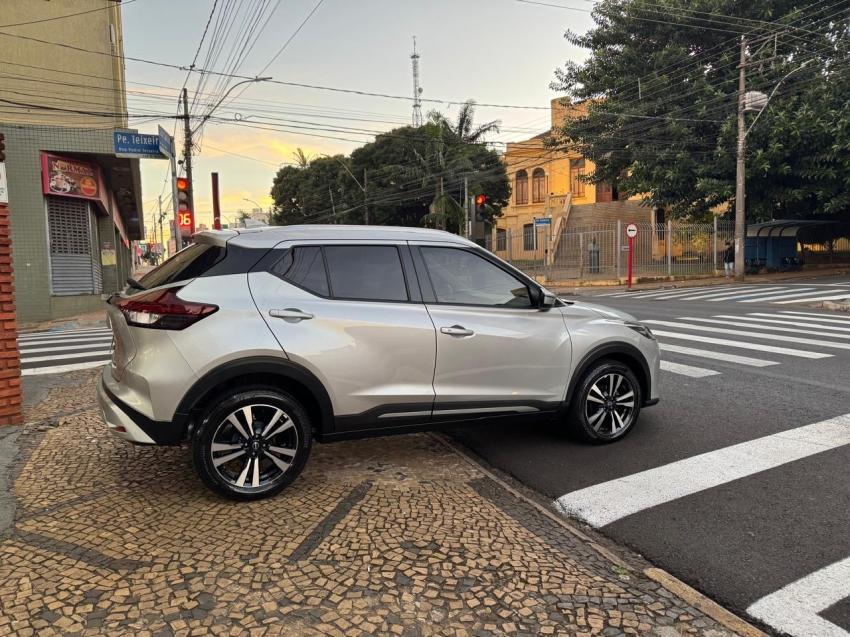 NISSAN Kicks - Foto