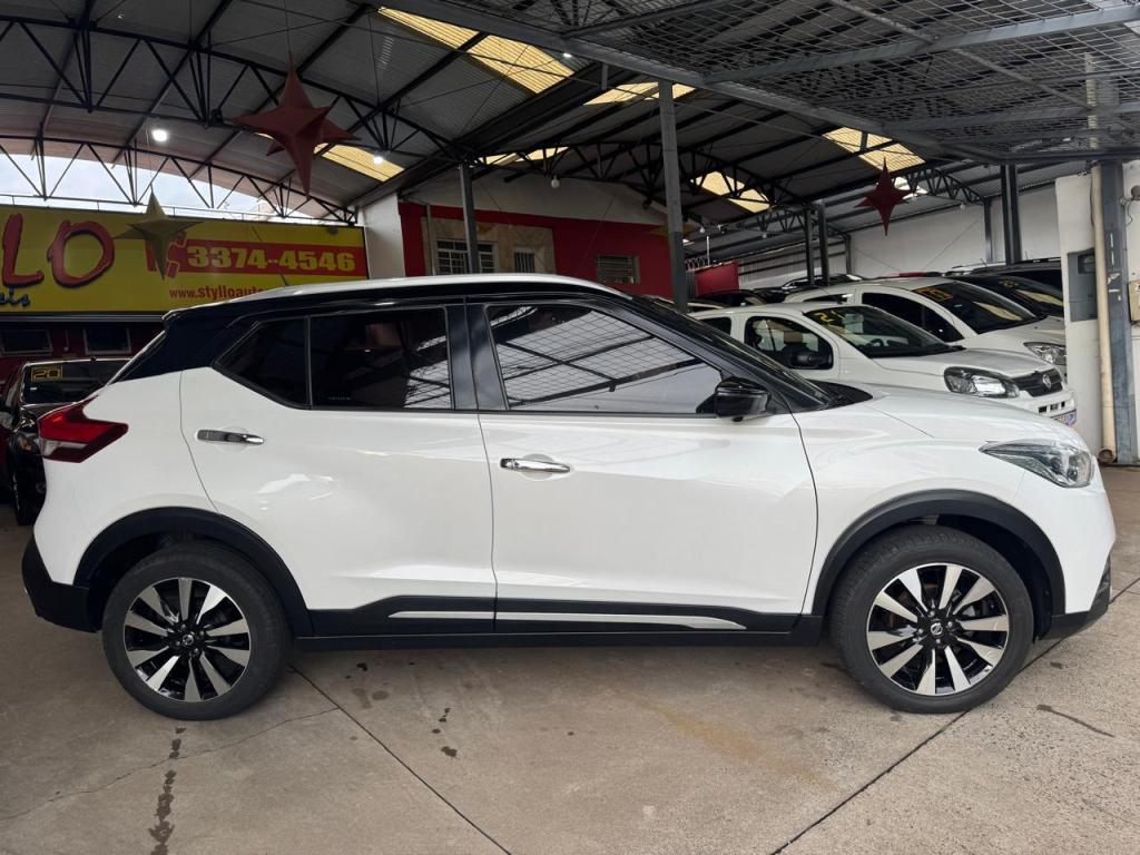 NISSAN Kicks - Foto