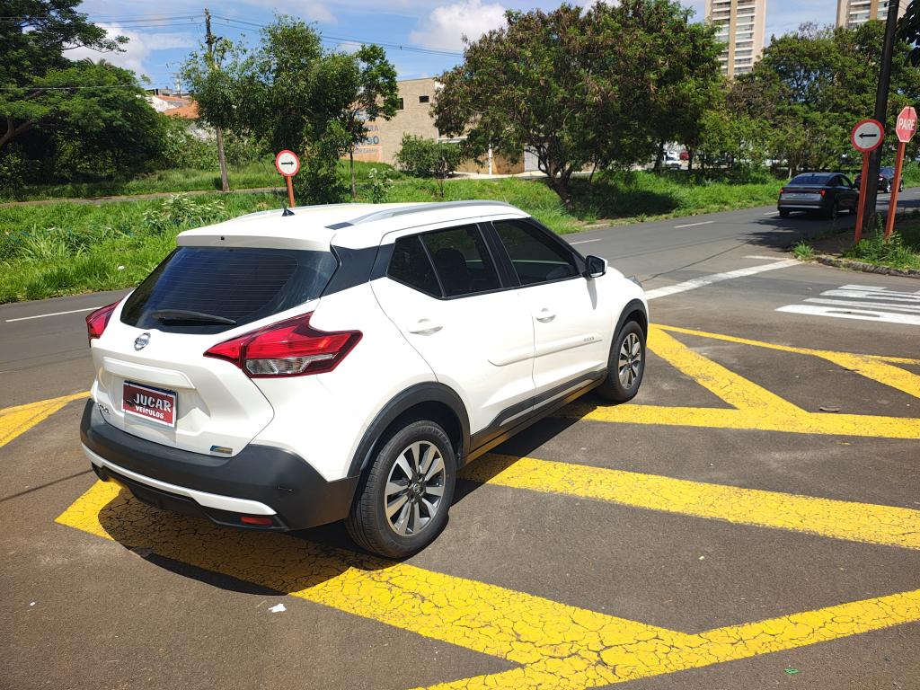 NISSAN Kicks - Foto