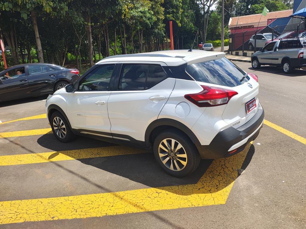 NISSAN Kicks - Foto