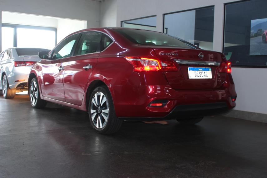 NISSAN Sentra - Foto