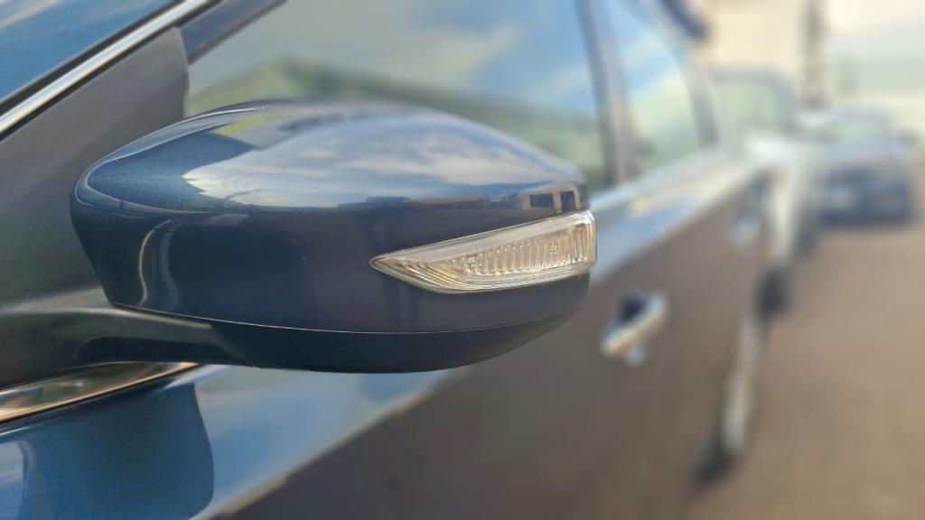 NISSAN Sentra - Foto