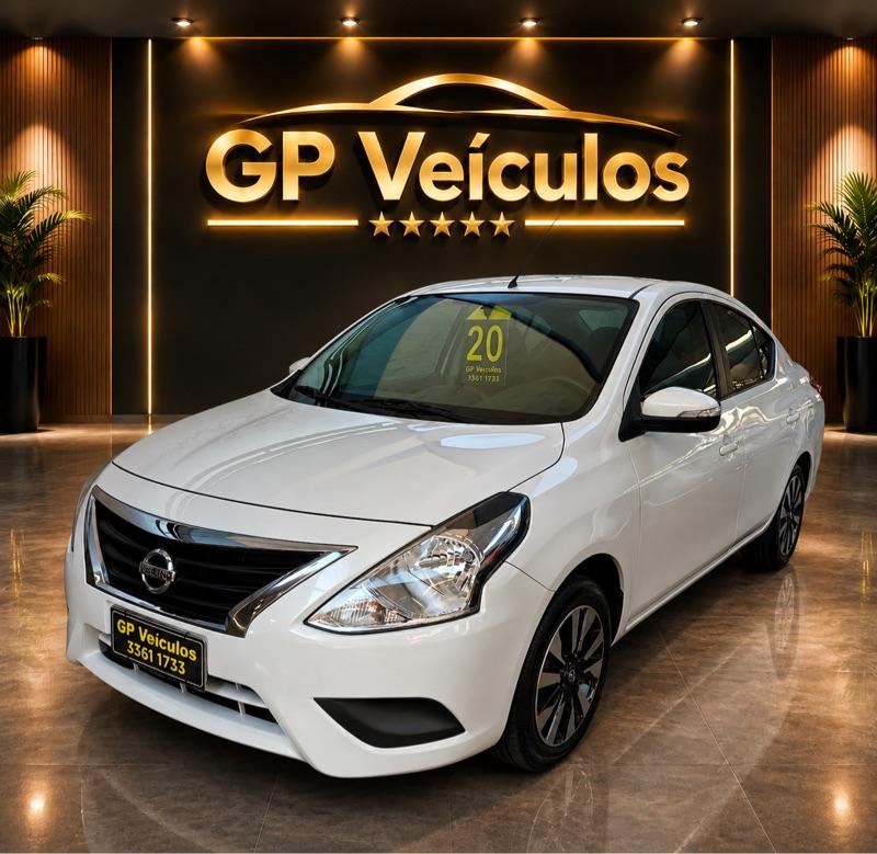 NISSAN Versa Sedan