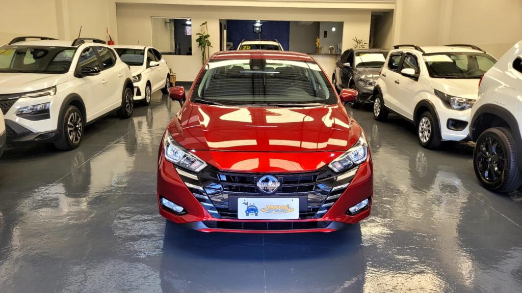 NISSAN Versa Sedan - Foto