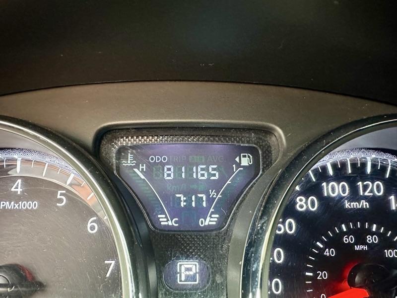 NISSAN Versa Sedan - Foto