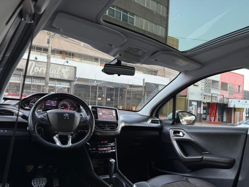PEUGEOT 2008 - Foto