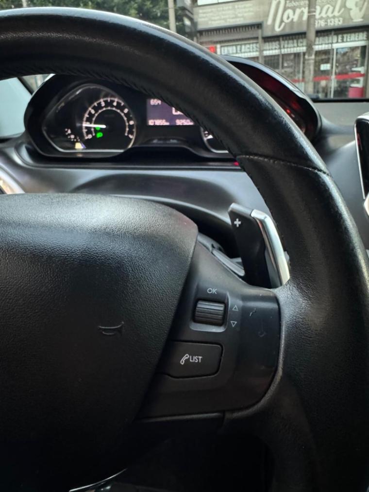 PEUGEOT 2008 - Foto