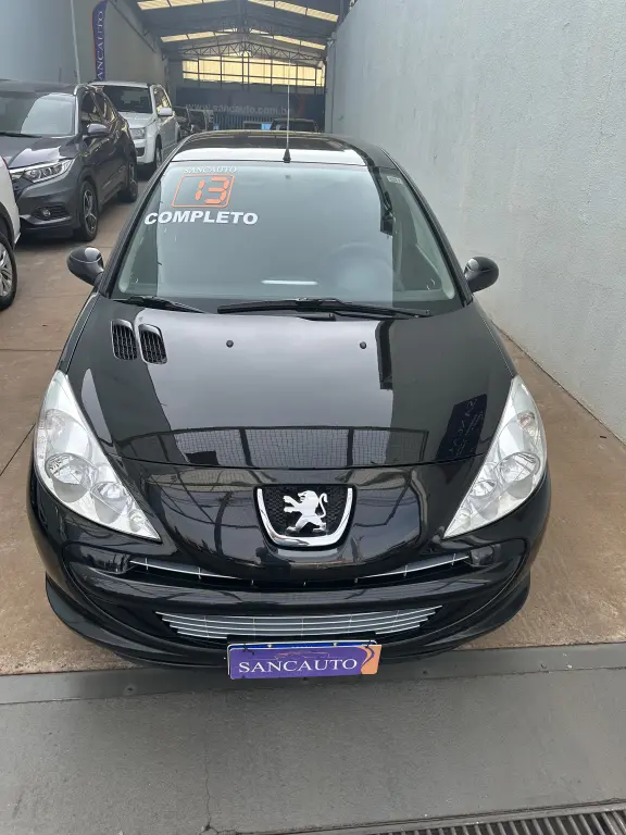 PEUGEOT 207 Hatch - Foto