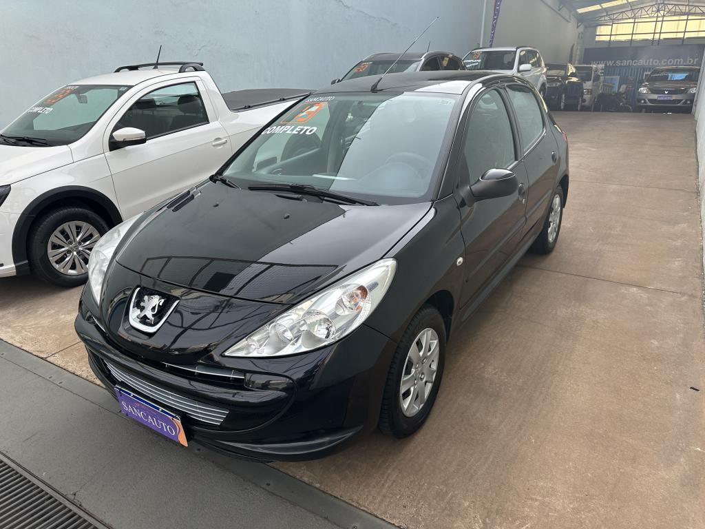 PEUGEOT 207 Hatch - Foto