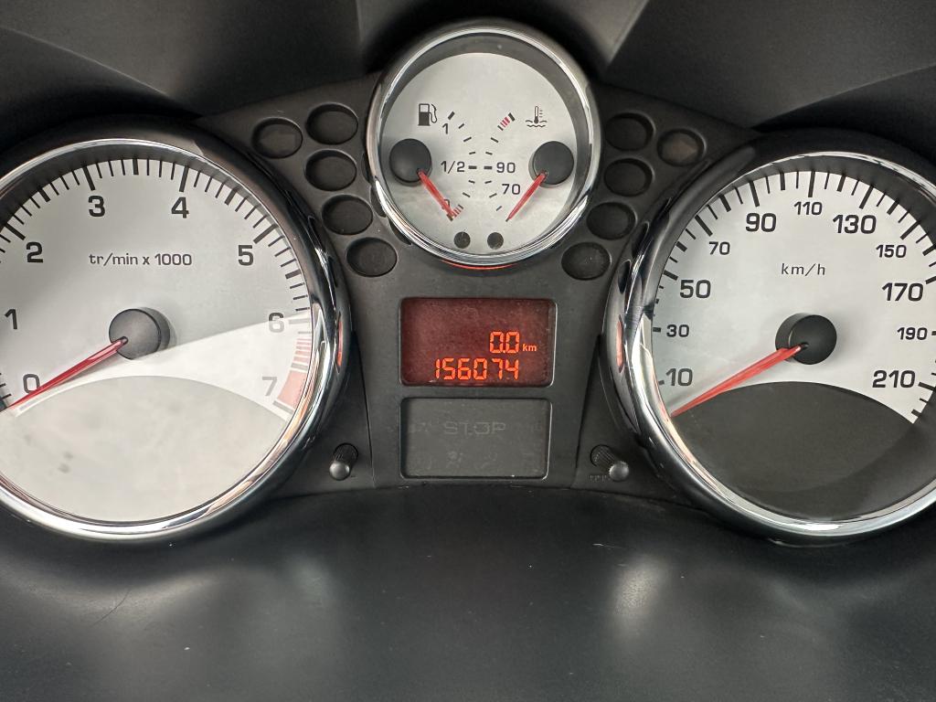 PEUGEOT 207 Hatch - Foto