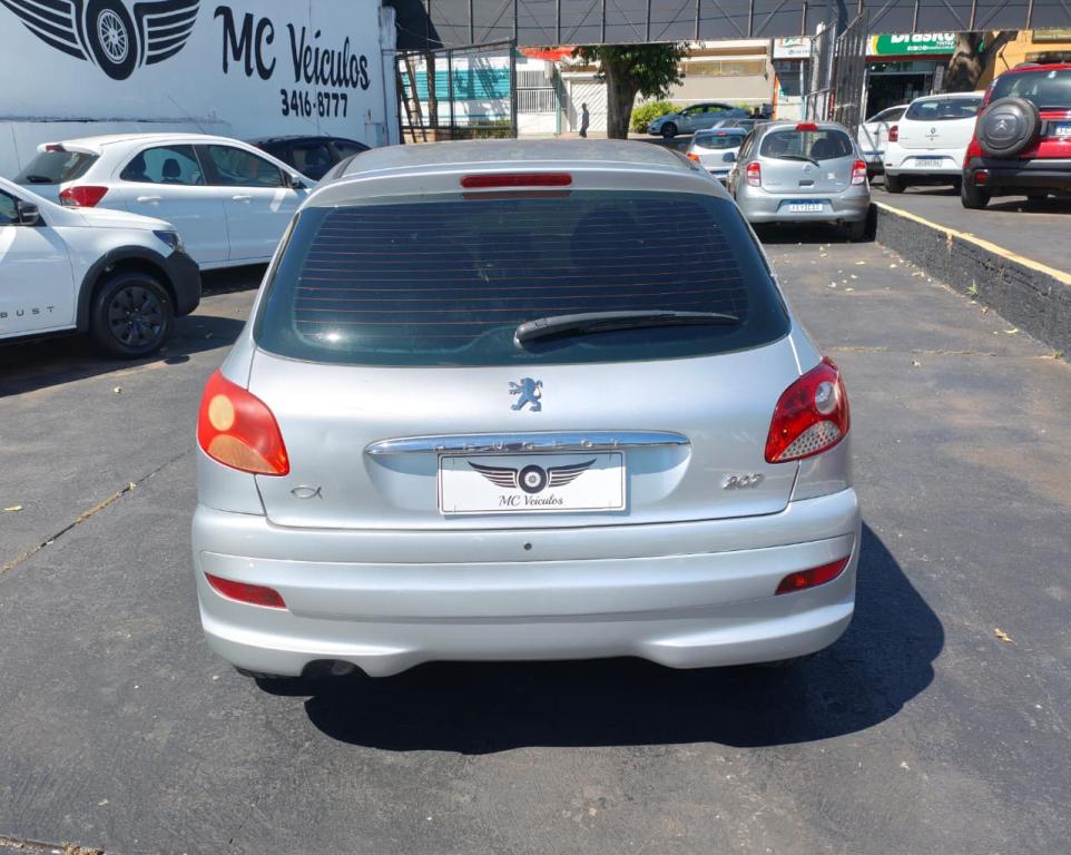 PEUGEOT 207 Hatch - Foto