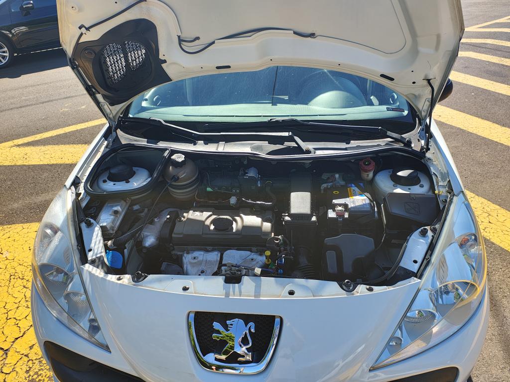 PEUGEOT 207 Hatch - Foto