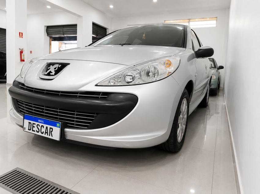 PEUGEOT 207 Hatch - Foto