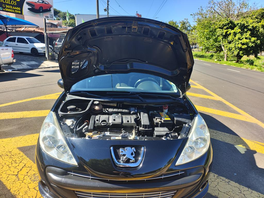 PEUGEOT 207 Hatch - Foto