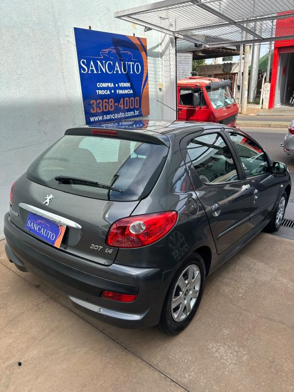 PEUGEOT 207 Hatch - Foto