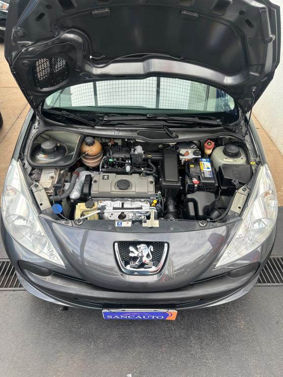 PEUGEOT 207 Hatch - Foto