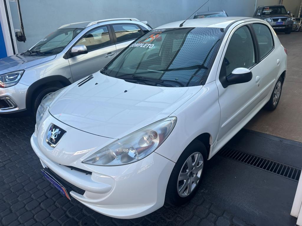PEUGEOT 207 Hatch - Foto