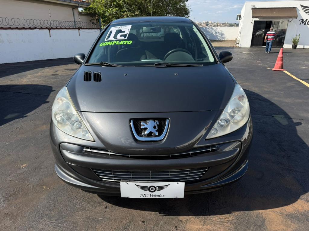 PEUGEOT 207 Sedan