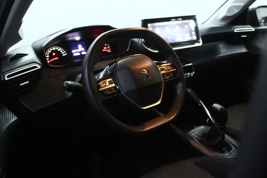 PEUGEOT 208 - Foto