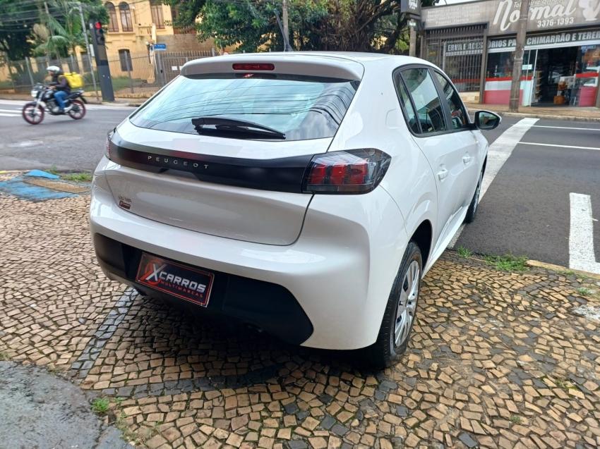 PEUGEOT 208 - Foto