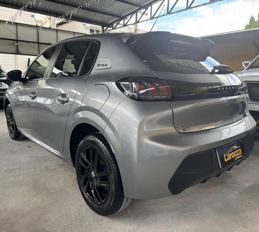 PEUGEOT 208 - Foto