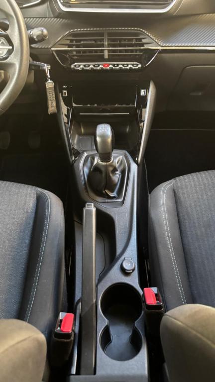 PEUGEOT 208 - Foto