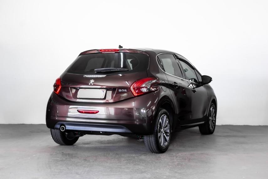 PEUGEOT 208 - Foto