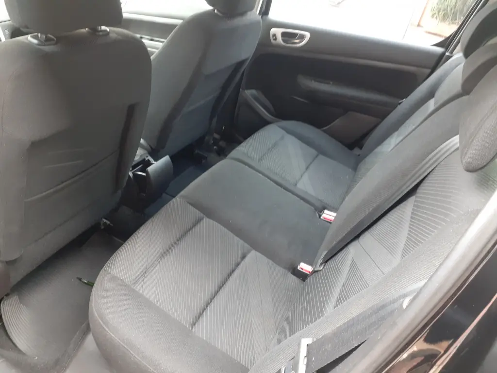 PEUGEOT 307 Hatch - Foto