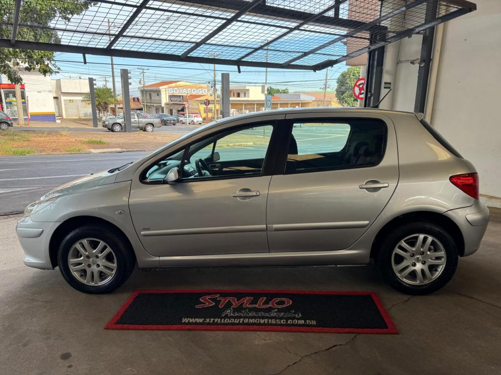 PEUGEOT 307 Hatch - Foto
