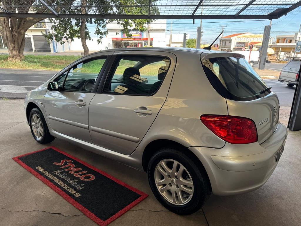 PEUGEOT 307 Hatch - Foto