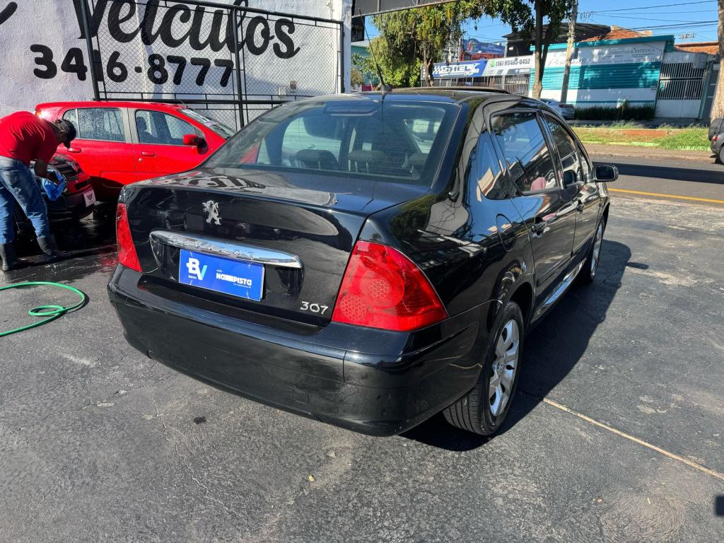 PEUGEOT 307 Sedan - Foto